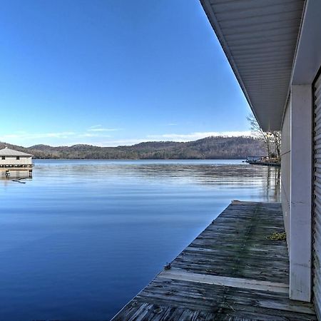 Paradise Cove Cabin With Boathouse And Dock Guntersville Exteriör bild