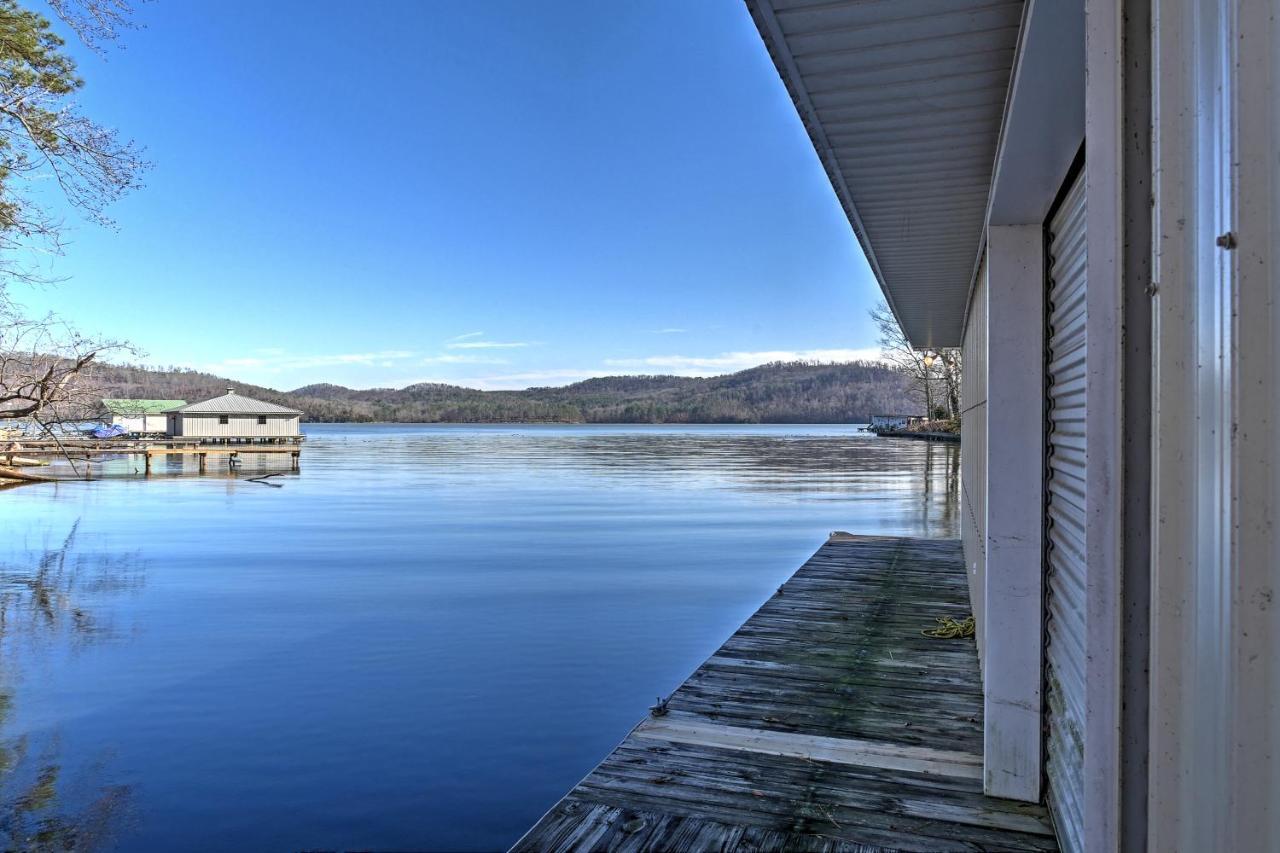 Paradise Cove Cabin With Boathouse And Dock Guntersville Exteriör bild