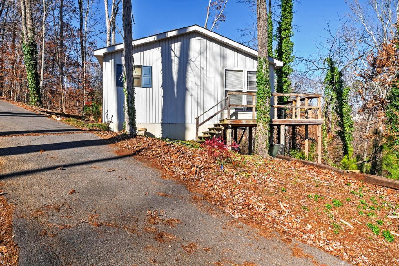 Paradise Cove Cabin With Boathouse And Dock Guntersville Exteriör bild